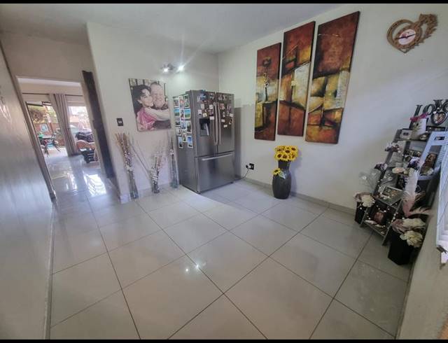 3 BEDROOM TOWNHOUSE FOR SALE IN BRACKENHURST